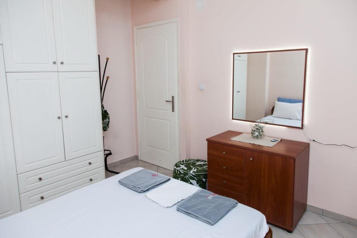 Lovely Apt In Peristeri Athén Kültér fotó